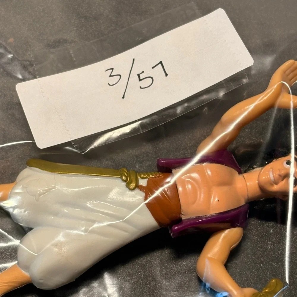Disney Aladdin Action Figure Unisex Small White Good Vintage Magic Lamp Scimitar